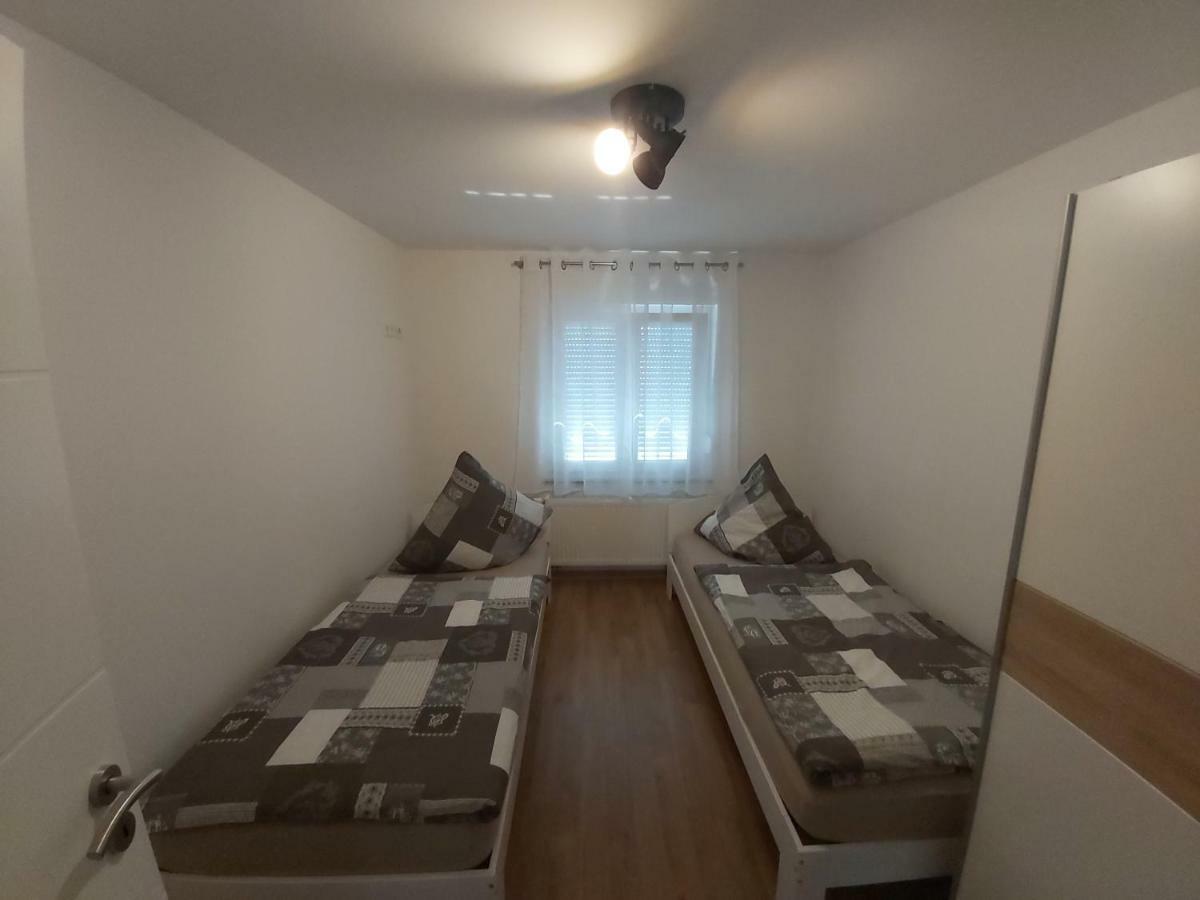 Apartment Claudia Sinsheim Luaran gambar