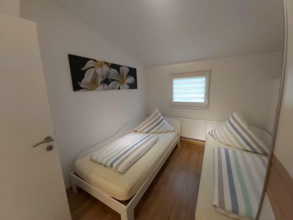 Apartment Claudia Sinsheim Luaran gambar