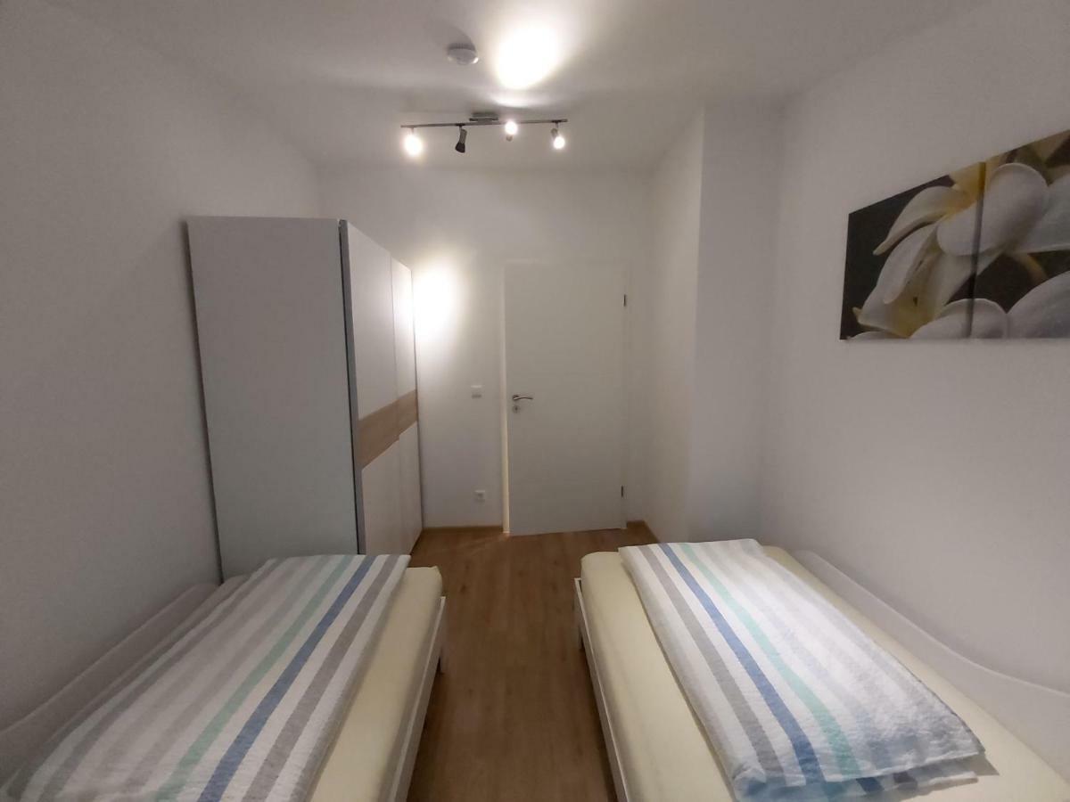 Apartment Claudia Sinsheim Luaran gambar